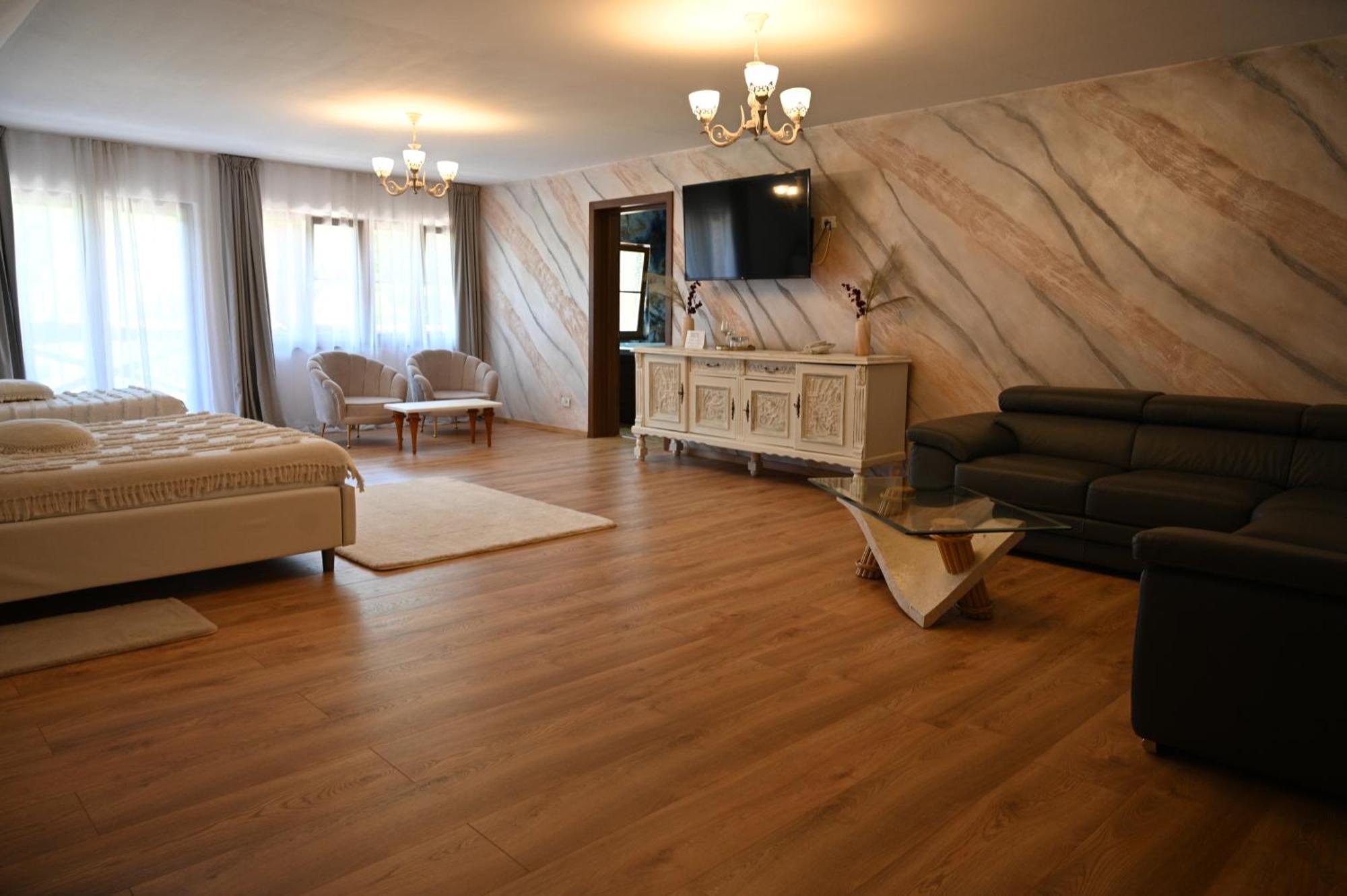 Conacul Radacinilor Otel Petroşani Dış mekan fotoğraf